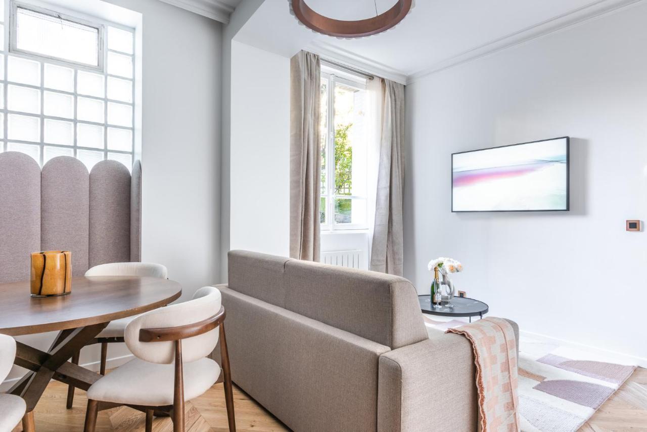 Charming And Cosy Apartment For 4 Guests Париж Экстерьер фото
